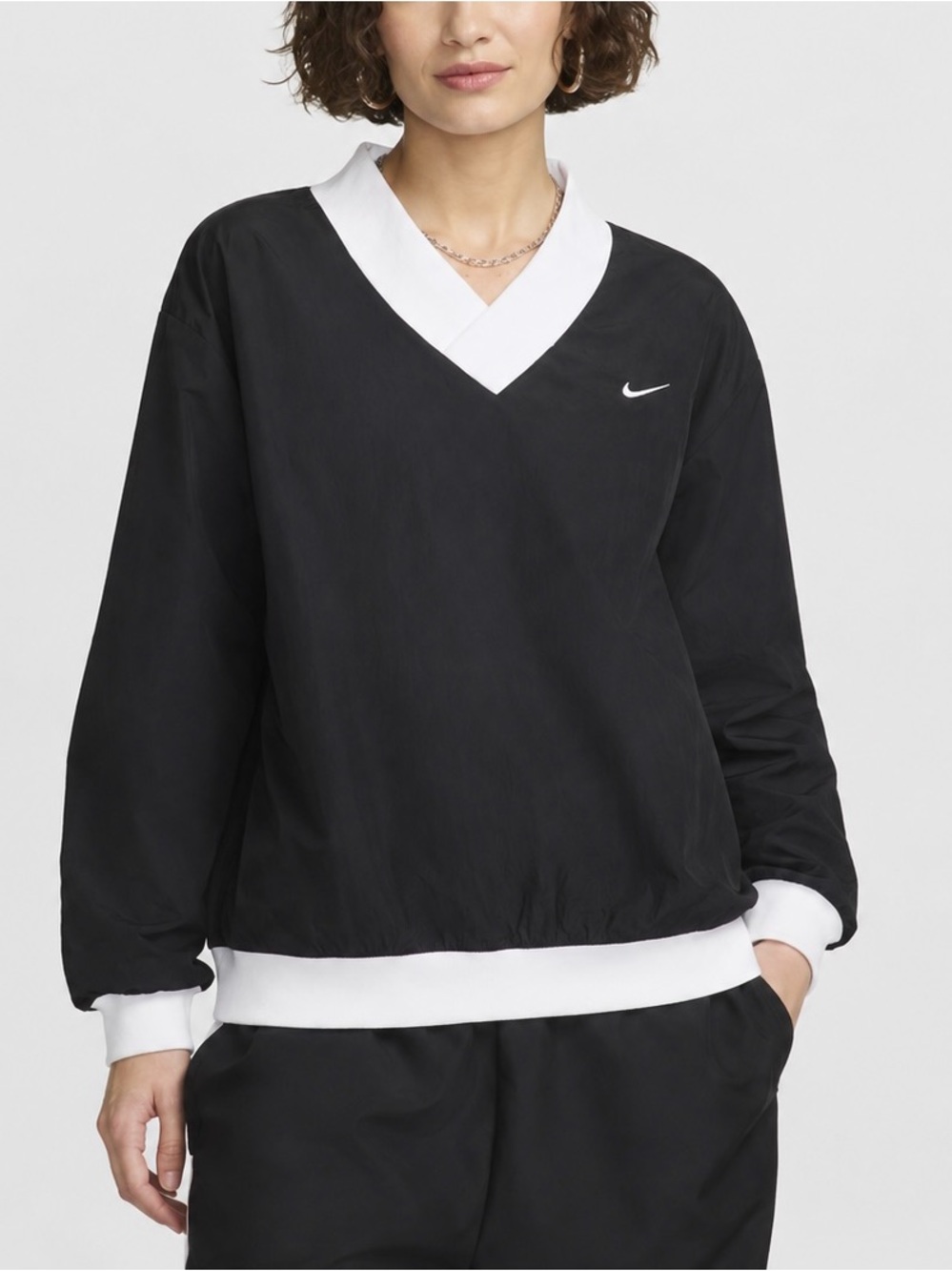 NWT Nike Sportswear Essential Loose UV Woven V-Neck Top Black Women’s Small